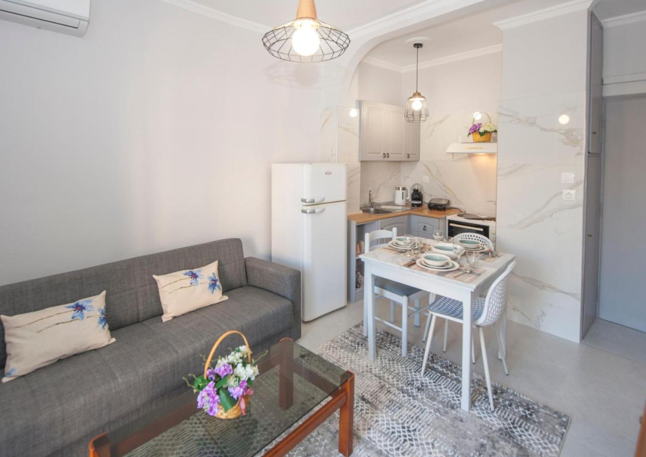 Phoenix Apartment *